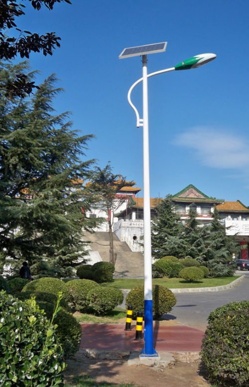 道路太陽能路燈你知道怎么選擇瓦數嗎？